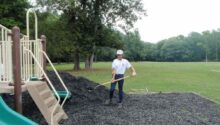 rubber mulch pros and cons